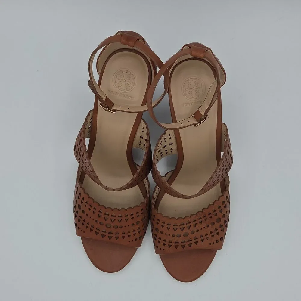 NWOB Tory Burch Perforated Gladiator Wedge Sandal 10.5 M Brown Leather Cutout